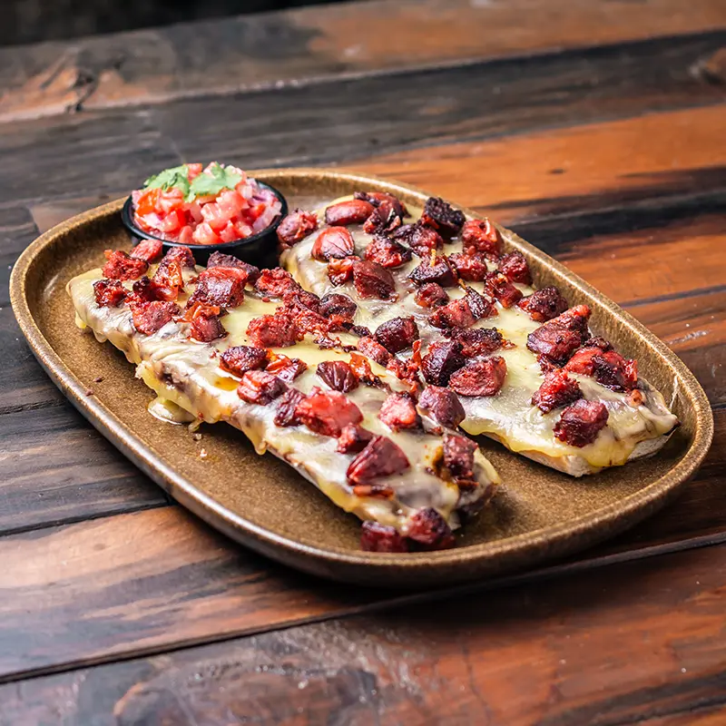 Naturales, con chistorra o con chorizo cantimpalo