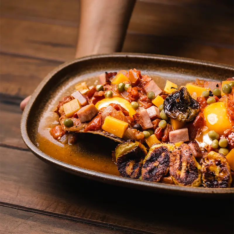 Huevos motuleños